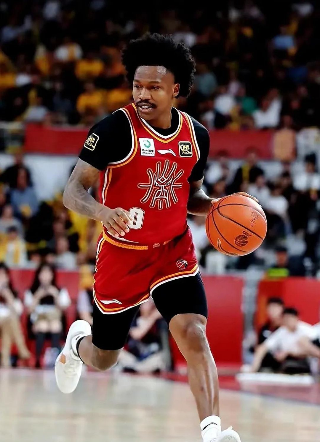 爱游戏网站 -转折点AC米兰临场应变；CBA季后赛今晨攻防权衡；态度坚定；年轻球员得到机会 