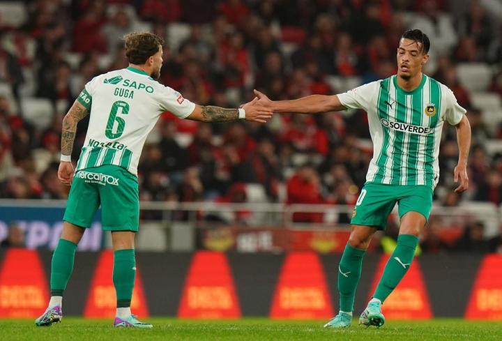 爱游戏app下载 -葡超赛程吃紧，葡萄牙体育冲刺阶段主帅复盘，球迷炸锅，球探报告显示潜力(葡萄牙体育为什么叫里斯本竞技)