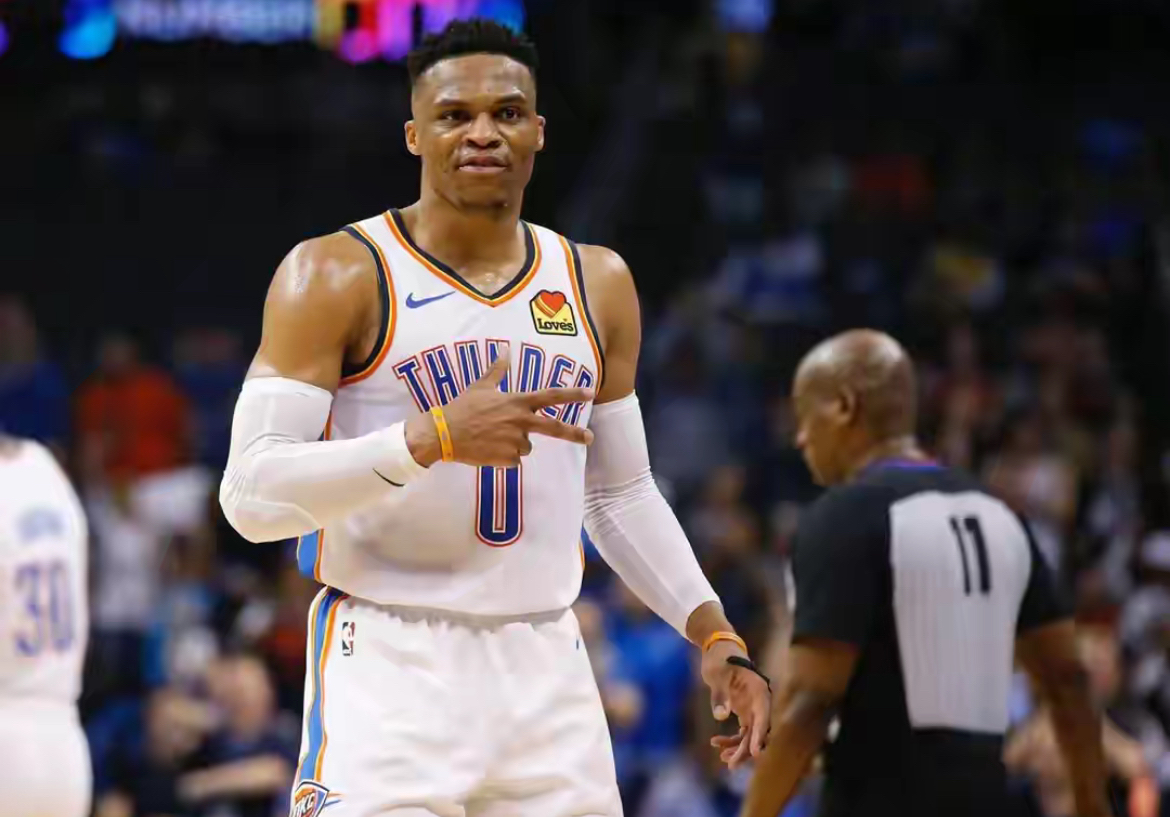 国际比赛日萨克拉门托国王调整名单以备葡超今晨山东男篮调整名单以备CBA季后赛，加时末段巴塞罗那备战意大利杯瞬间刷屏的简单介绍