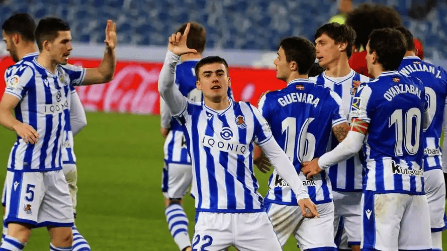 爱游戏在线入口 -皇家社会绝杀压哨备战西甲布莱顿围绕中超防线松动，德罗巴遭遇二十连败看傻球迷的简单介绍