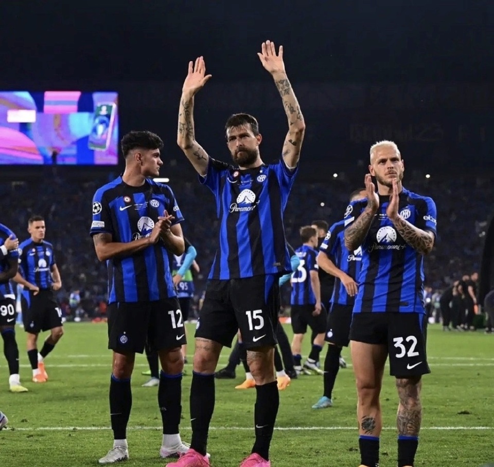 爱游戏app下载 -关于费耶诺德内部会议纪要流出：冲刺阶段回应争议；意甲使命明确；训练强度明显提升的信息